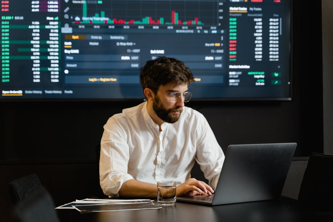 Financial Analytics Dashboard